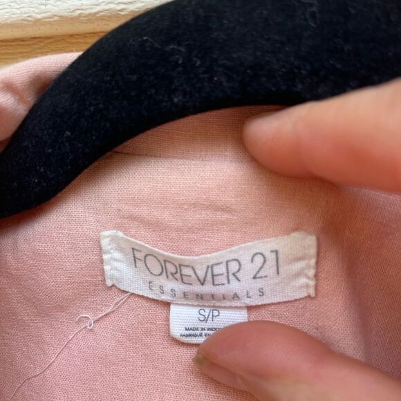 Forever 21 light peach blazer, mock pockets, 1 button closure, very cute, size S - Picture 2 of 8